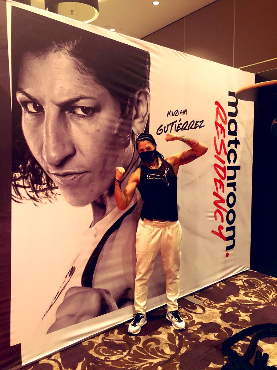 Rayitosanchez's tweet photo. Un día mas sumando @miriamlareina83
#boxeo #boxing #TaylorGutierrez #rayevents #hiltonwembley #matchroomBoxing https://t.co/0jII1sCEmZ
