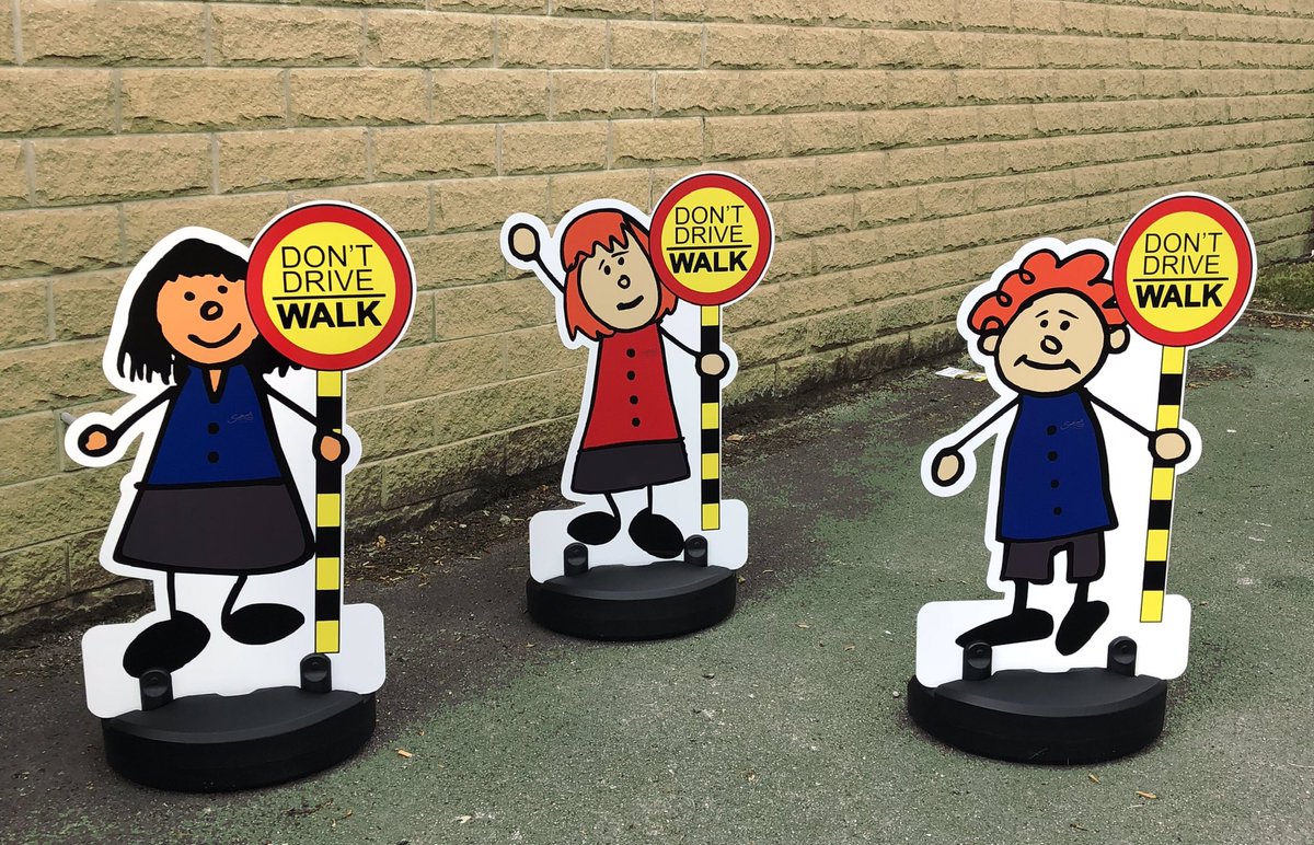School_RdSafety's tweet photo. #SchoolStreets are amazing
Safe havens for #Children and #Parents to #Walk #Cycle #Scoot and #SocialDistance in a #CarFreeZone with #LessToxicFumes
#Schools should all have a #SchoolStreet to protect their little ones from #AirPollution #Speeding #DangerousParking #RoadSafety https://t.co/j2m2UwF7ZZ