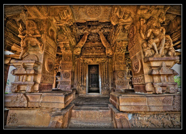 Sthapati was assisted by Satrugrahin- the chief surveyor who supervised other craftsman according to the instruction of Sthapatis Takskak- The sculpture who produce magnificent carvings.Vardhakin -they are the Stonemasons,Plasterer & Painters or the craftsman.