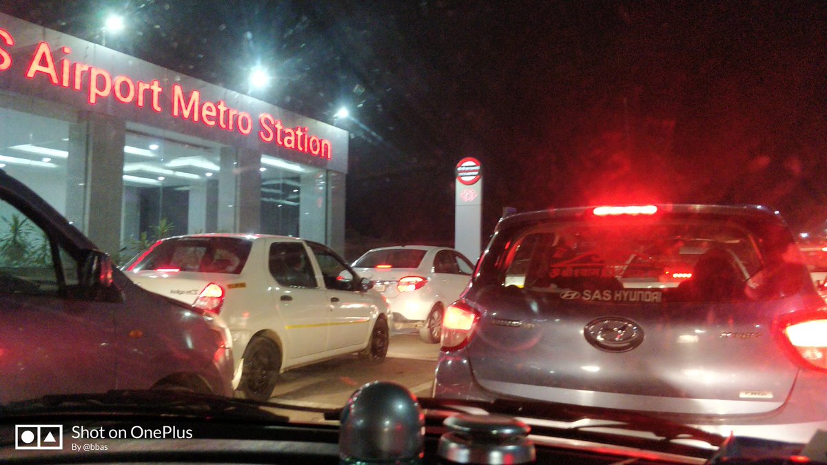 abbaskumail99's tweet photo. @gautam_adani @LucknowAirport @PMOIndia @tourismgoi @uptourismgov @AdminLKO
Exit gates for cars should get planned then only the convience will be there for Passengers last night it was huge lines we waited for 30 mins for a 5 mins exit route. Plz improvise this https://t.co/zlmyt4p2dl