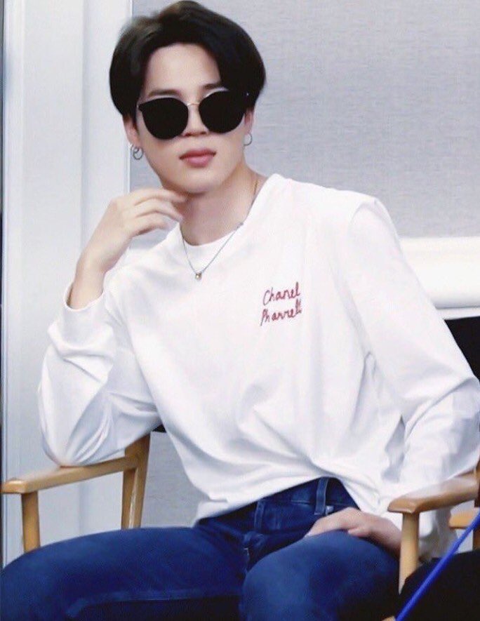 jimin in white; a breathtaking thread