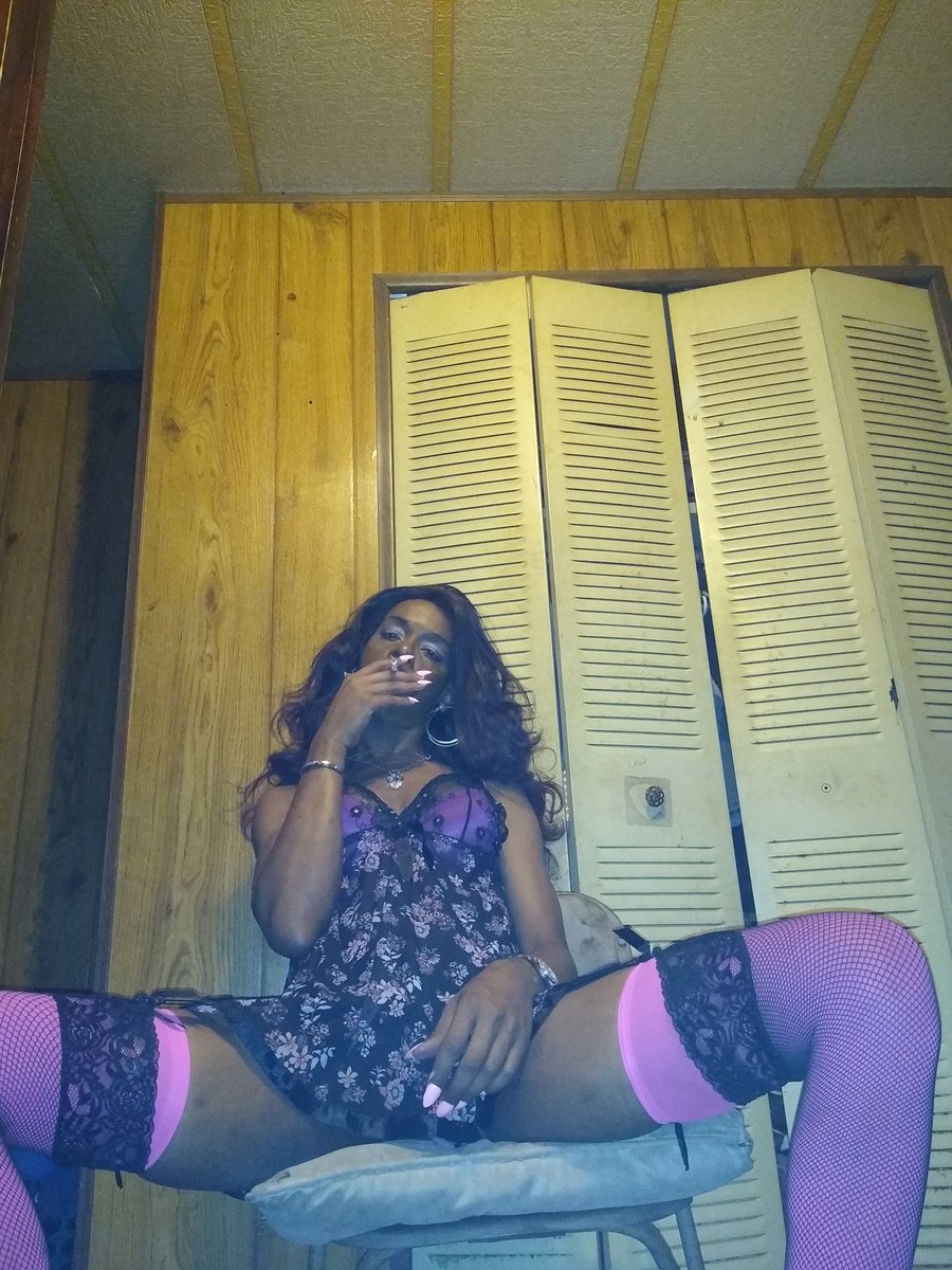 EricaSissy3's tweet photo. Good morning. #blacksissy #cumslut #PNP #spun #anonymousloads #bareback https://t.co/V2x1PMNyok