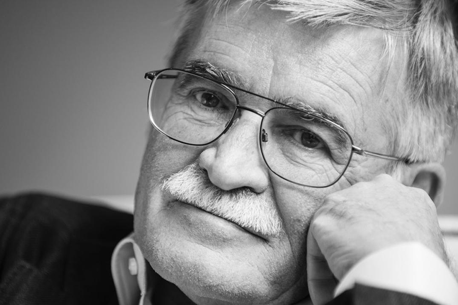 Unipisa's tweet photo. #Unipi saluta e ricorda il professor Marco #Santagata,  intellettuale poliedrico: https://t.co/RZMX8X6NpT https://t.co/jjA12UZ5tL