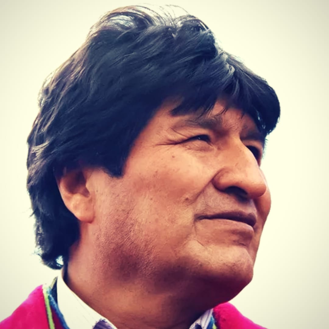 Hoy es un día importante en mi vida, volver a mi patria que tanto quiero me llena de alegría.