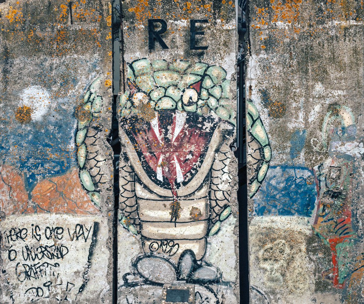 Proud_Sappers's tweet photo. 9 November 1989 - 31 years ago today, the Berlin Wall fell. The @REMuseum is home to the largest piece of the Wall outside of Germany, bought back by Sappers serving in Berlin when the Iron Curtain was lifted. https://t.co/WA1d9f4NQn
