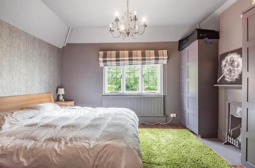 frostweb's tweet photo. Stunning #GradeIIlisted cottage in #FarnhamRoyal which has been stylishly refurbished retaining a wealth of character and period features. NO UPPER CHAIN.
https://t.co/Vo4109VSYU
#propertyforsale #PropertyOfTheWeek #villagelife #GradeIIListed #charactercottage https://t.co/mjbZThCLTE