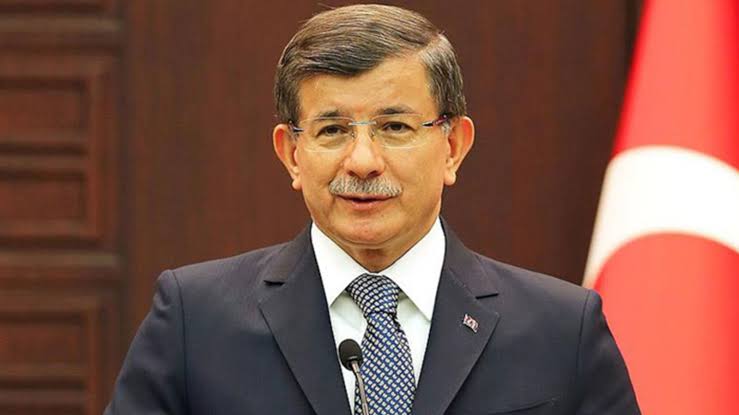 bpthaber's tweet photo. Ahmet Davutoğlu: Metni elime aldığımda dedim ki bu gerçek olamaz. Bakanlık makamına gelmiş birisinin böyle kötü bir Türkçe kullanmasına inanamadım. Bu, ilkokul düzeyinde bir Türkçedir. https://t.co/cco4Ko4ao1