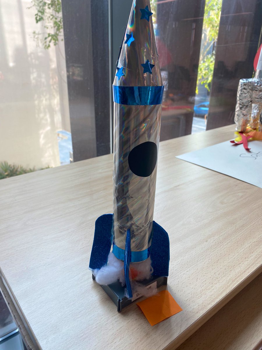 hartland_house's tweet photo. It looks like students and families have had a busy weekend as some fantastic entries to the House Rocket Competition have been coming in this week 👏🏼 Remember that tomorrow is the final day for entries to be brought into school so that winners can be announced 🚀 @HartlandIntl https://t.co/8Sd1mnchQD