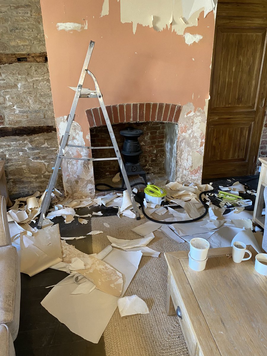 ValeCricklade's tweet photo. So much happening everyday here at The Vale. Hopefully all done in time for lockdown being lifted in December. Be great to see you all! #TheValeCricklade #refurb #reopening https://t.co/dWgRQRFstm
