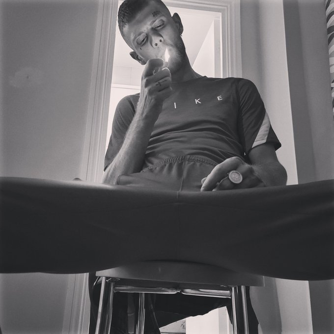 Smoke Cali gettin blowjobs!???
#packs #calitubs #scally #chav #MondayMorning #smoking #trap #buds #LemonHaze