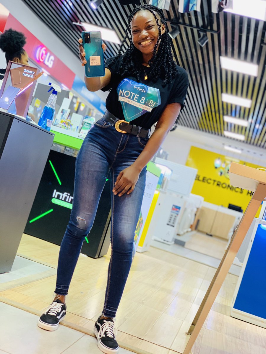 Bhernita1's tweet image. 64mp primary camera , enjoy spectacular clarity supports , see the world with a whole new perspective .         
@InfinixGhana 
#infinixNote 
#photography 
@shattawalegh 
#MaintainNanaAddo