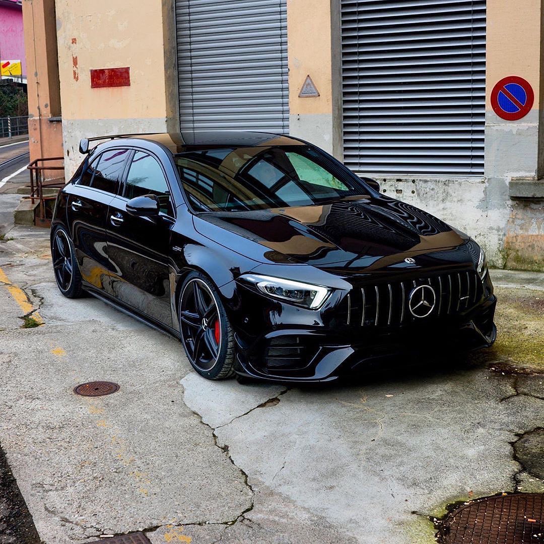 mbmaybachfans's tweet photo. Hyperhatch: The new A 45 S AMG 4MATIC+ 2.0-L 4-Cyl 421 HP 310 kW 500 Nm 0-100 km/h 3.9 sec π¦
πΈ: @voilaamg
#mercedesbenz #mercedesamg #mercedesbenzmaybachfans #aclass #a45s #a45samg #aclasssedan #a35 #a35amg #a45amg #a250 #a200 #hatchback #hyperhatch https://t.co/0zSDcaN4qy