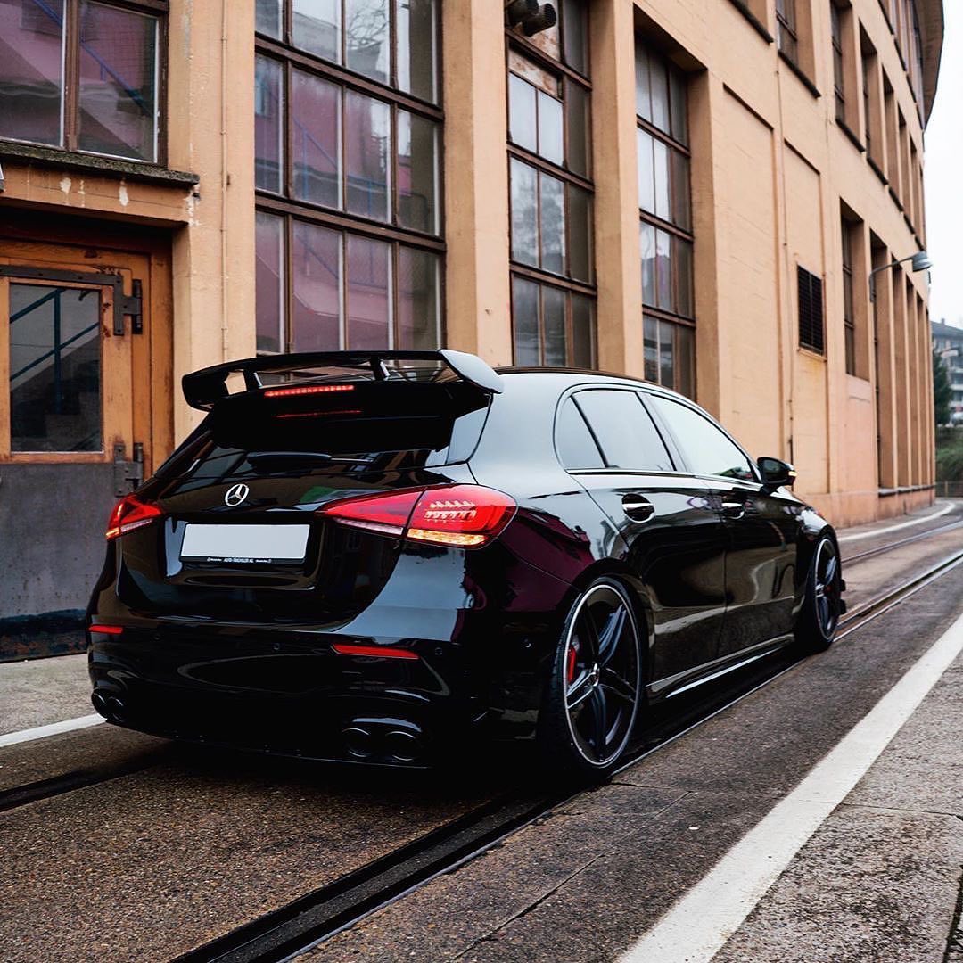mbmaybachfans's tweet photo. Hyperhatch: The new A 45 S AMG 4MATIC+ 2.0-L 4-Cyl 421 HP 310 kW 500 Nm 0-100 km/h 3.9 sec π¦
πΈ: @voilaamg
#mercedesbenz #mercedesamg #mercedesbenzmaybachfans #aclass #a45s #a45samg #aclasssedan #a35 #a35amg #a45amg #a250 #a200 #hatchback #hyperhatch https://t.co/0zSDcaN4qy