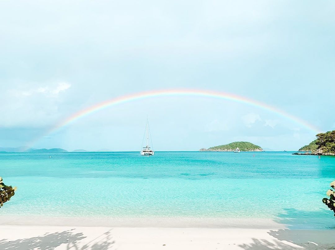 tmmyachtcharter's tweet photo. Could you imagine a better Monday?
#motivationmonday #potofgold #sailing⛵️ #raindbow #bareboat #luxuryyacht #nobetterfeeling #travel #explore #beautifuldestinations #britishvirginislands🇻🇬 #pictureperfect #vacationhere #wemissyou #backstronger
📷 credit: @saintsandsails https://t.co/lEA3ZWMxiD