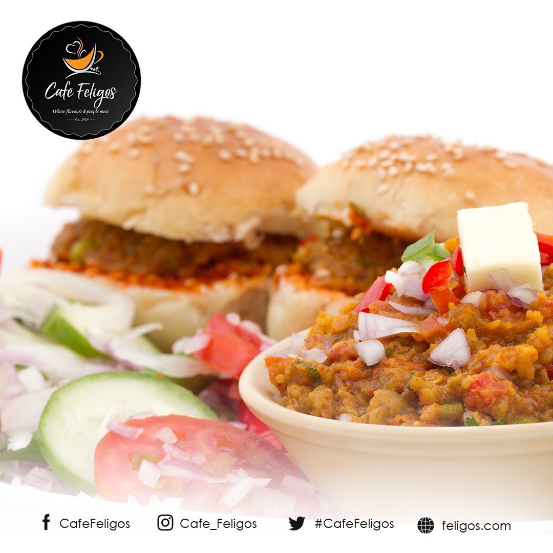 Buttery Pav Bhaji for a perfect Monday evening 😍

#pavbhaji #pavbhaji😋 #pavbhajilove #pavbhajilovers #pav #cafefeligos #streetfood #indianstreetfood #indianfood
