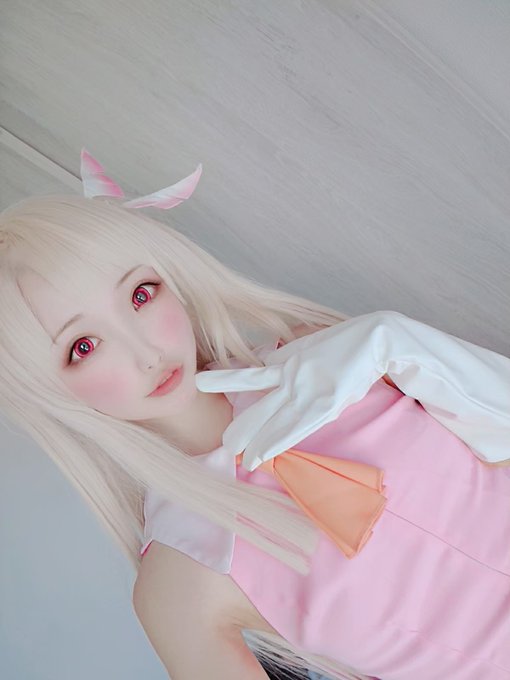 Twitterのコスプレ画像16