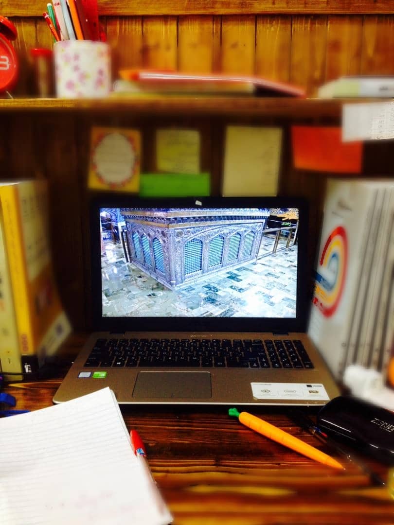 samin_study's tweet photo. when I was studying last night,I really missed for Imam Reza.its about a year that I didn't go to the shrine,So I went to Razavi site,I saw shrine with no one there, i started crying because we can't go until finishing Corona.but I have Imam Reza in my heart.#قرارهشت #امام_رضا https://t.co/qb5nsRjRsC
