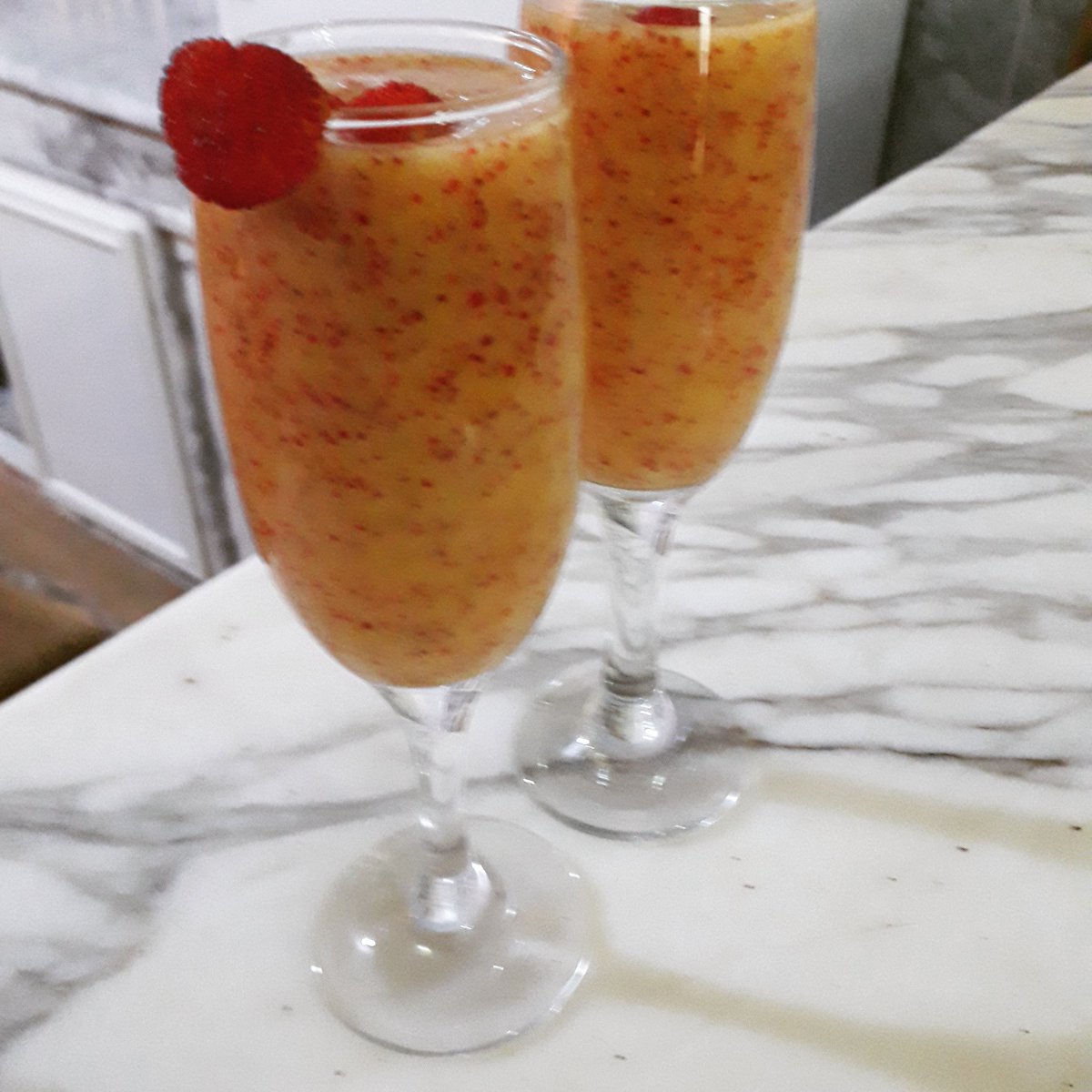 awed1980's tweet image. شماري