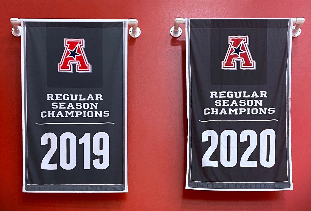 CougarNation81's tweet image. 🐾 Houston ready for a “Three-Peat“🏀

#Built4March