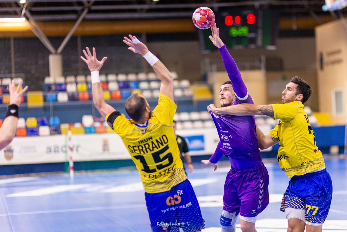💫 [#LigaSacyrASOBAL]

🆕 <a href="/Gol/">GOL</a> retransmitirá la visita de <a href="/BMGranollers/">BM Granollers</a> a la pista de <a href="/bmguadalajara/">SANICENTRO BM Guadalajara</a> 
📝 asobal.es/noticia.php?id…

📲 @LaLigaSportsTV 
<a href="/atlvalladolid/">Recoletas Atlético Valladolid</a> ⚡️ <a href="/AngelXimenezBM/">BM Cajasol Ángel Ximénez Puente Genil</a> 
<a href="/FCBhandbol/">Barça Handbol</a> ⚡️ <a href="/BMCdadEncantada/">REBI Balonmano Cuenca 🌪️</a> 

#⃣ #saboreaASOBAL

📸 Rafael Martín