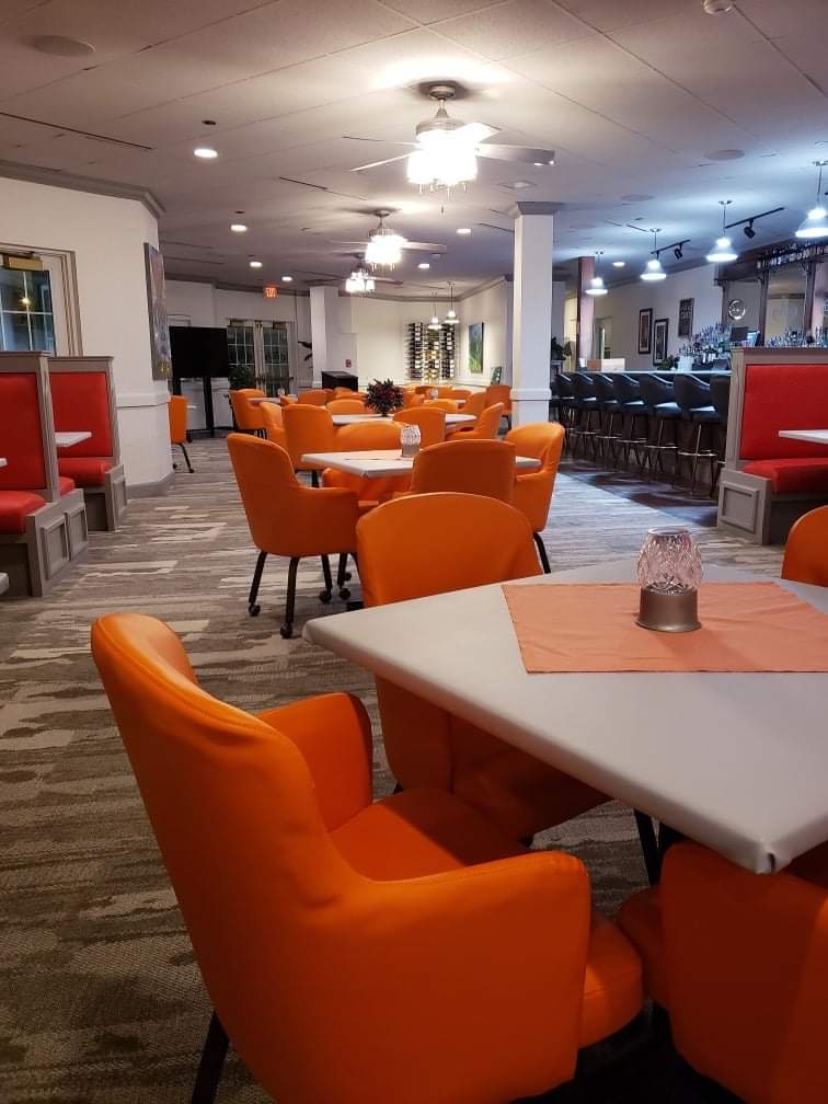 InnFindlay's tweet image. From drab to fab! Here's a sneak peek of our updated Tavern.  Opening day is November 11th. We will be open for dinner Tuesday-Saturday from 4pm-10pm. Call 419-423-3666 for reservations. Eat-Meet-Sleep in the ♥️ of Findlay!