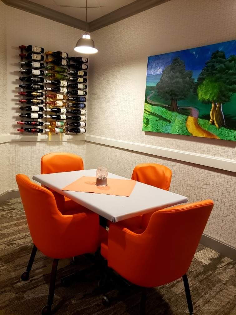 InnFindlay's tweet image. From drab to fab! Here's a sneak peek of our updated Tavern.  Opening day is November 11th. We will be open for dinner Tuesday-Saturday from 4pm-10pm. Call 419-423-3666 for reservations. Eat-Meet-Sleep in the ♥️ of Findlay!