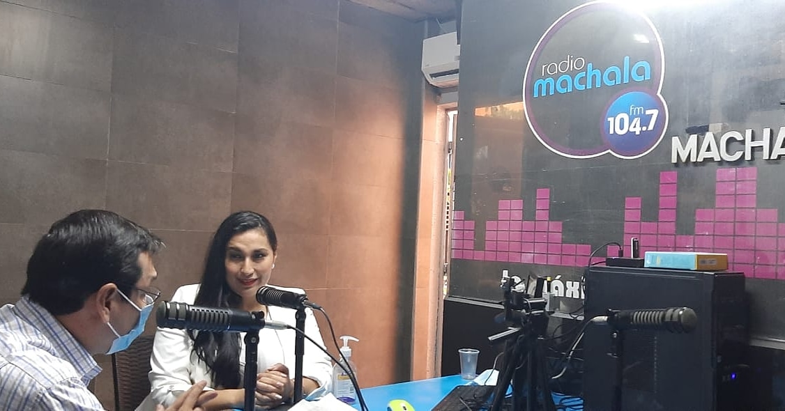 _Aristeguieta's tweet photo. @LassoGuillermo lidera las encuestas porque los ecuatorianos confían en su #CAPACIDAD para #CAMBIAR el país!
💪🏻🇪🇨
Esta mañana en nuestra entrevista en #RadioMachala 104.7 .
#CapacidadParaCambiar
#LassoBorreo2021🇪🇨
#ElOroconMirtha
#Machala #ElOro
#AgendaDeMedios https://t.co/CMBlKOErvD
