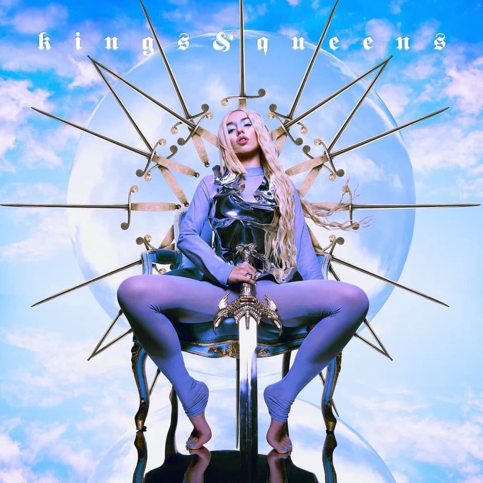 tbsitwoff's tweet photo. 🥳 #KingsAndQueens de @avamax atteint le top 5 des ventes sur iTunes aux États-Unis, 6 mois après sa sortie. Le titre gagne du terrain de semaine en semaine également sur le billboard hot 100 et se classe 22ème des ventes 🇺🇸 https://t.co/Ak7hjwoEuR