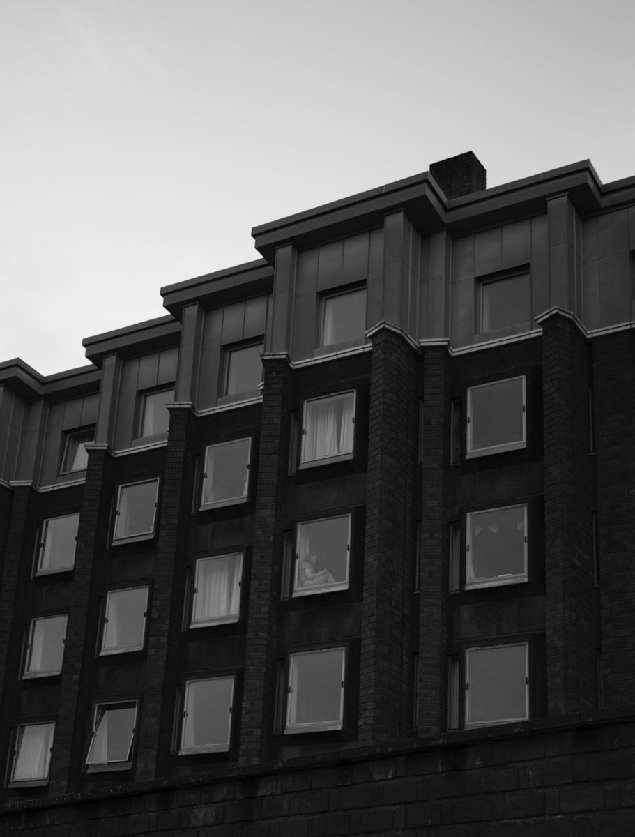 venturarchive's tweet photo. From an early October walk 

#streetphotography https://t.co/XlmKhG9Qv5