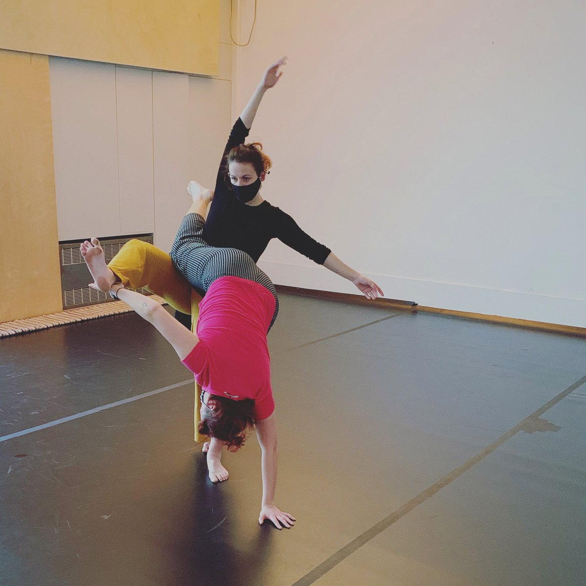 Grateful that professional dancers are allowed to continue rehearsing during this lockdown 🙌🏻 this means we can continue research for our new piece - wearing masks, hand washing/sanitising and doing post rehearsal cleaning routine of course! #besafe <a href="/ace_national/">Arts Council England</a> <a href="/40ClarenceMews/">Space Clarence Mews</a>
