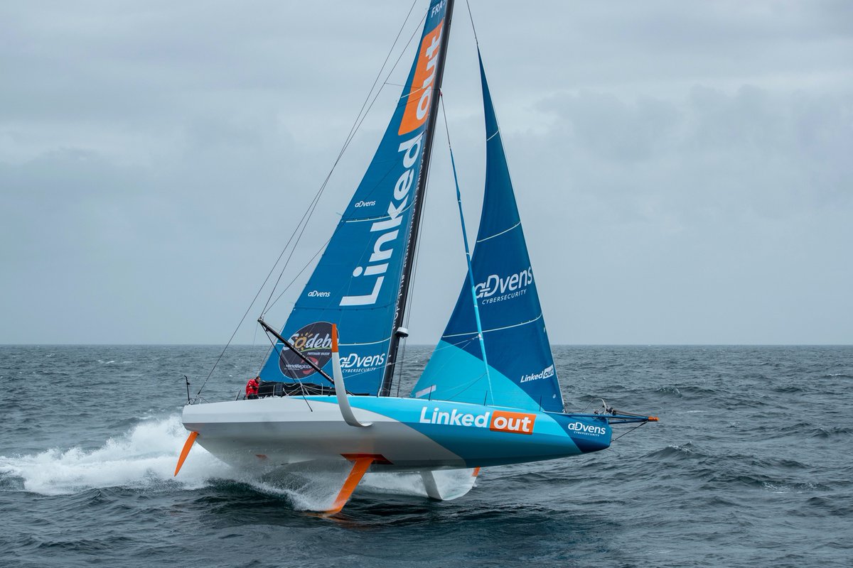 DataFeel's tweet photo. Quand un acteur majeur de la #cybersécurité @advens se lance dans #LaCourseAuChangement, 
il hisse les voiles de l'espoir pour tous les invisibles avec @ThomasRuyant et @LinkedOut_VG 
pour @R_Entourage #VG2020 https://t.co/TksxbbRmdR #Inclusion
⛵️ Un défi sportif et solidaire https://t.co/oHc49Kau1V