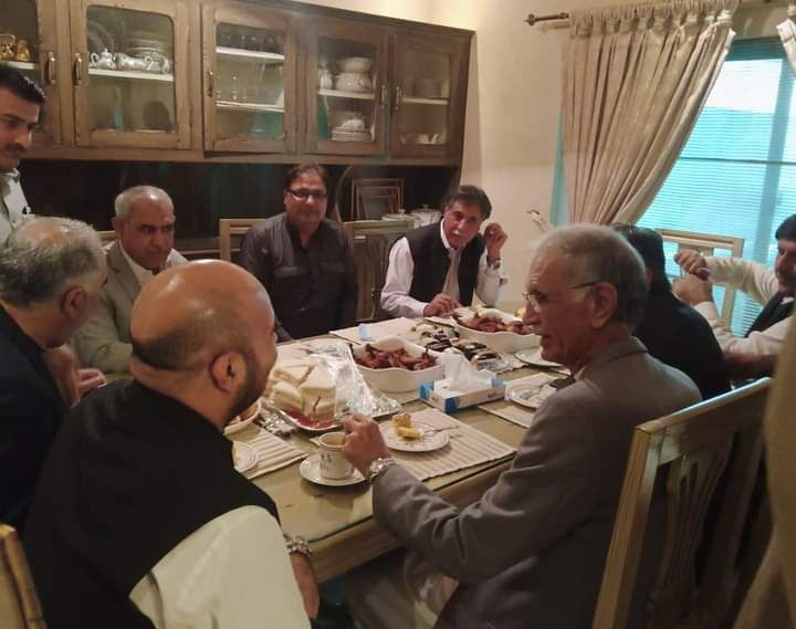 SyedIsrarBacha's tweet photo. A meeting was held in Residence PSH of MNA Arbab Sher Ali Regarding Opening of Rashakai Economic Zone at Nowshehra. Minister Pervez Khattak, Speaker National Assembly Asad Qaisar,  Minister Taimur Jhagra, MPA Pir Fida, MPA Rangez and Info Secretary Israr Bacha also present https://t.co/prozfmgB0y