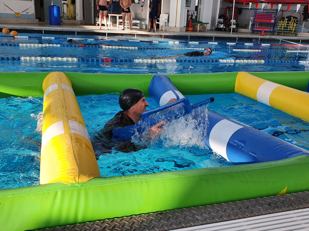 7RMATofficiel's tweet photo. Poursuite du challenge du chef de corps avec l’épreuve du parcours nautique ! Cohésion, dépassement de soi et aguerrissement lié à la préparation opérationnelle sont au rendez-vous pour les challengers des compagnies ! #FiersDeNosSoldats #SoldatsDeLaNation #PrépaOPS #Matériel https://t.co/Hu0kS5PBMK