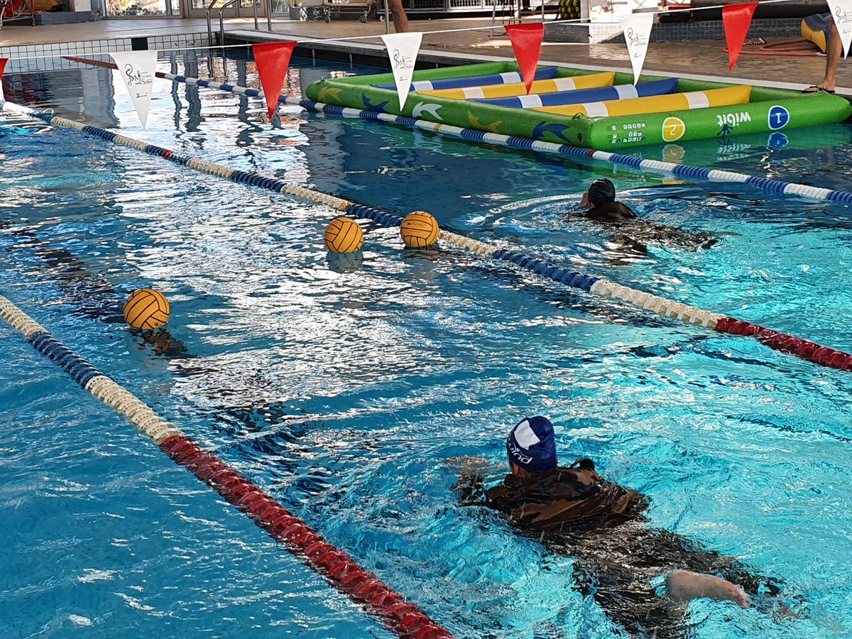 7RMATofficiel's tweet photo. Poursuite du challenge du chef de corps avec l’épreuve du parcours nautique ! Cohésion, dépassement de soi et aguerrissement lié à la préparation opérationnelle sont au rendez-vous pour les challengers des compagnies ! #FiersDeNosSoldats #SoldatsDeLaNation #PrépaOPS #Matériel https://t.co/Hu0kS5PBMK