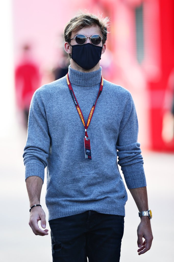 Portugal 2020glowing. effortless. does not need to try. thank you