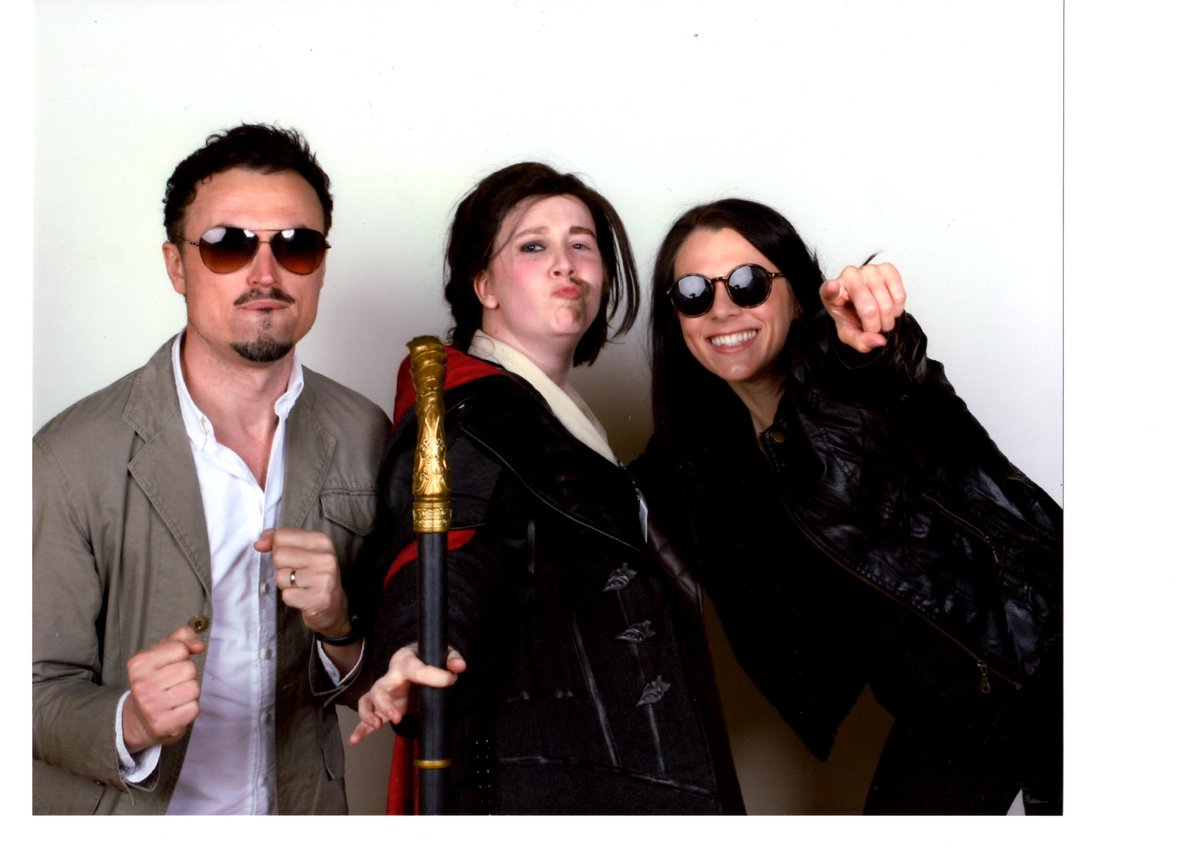 Kimboly27's tweet photo. Happy birthday to the Frye Twins! @PaulRogerAmos @VictoriaAtkin @Assassins_UK @Ubisoft_UK #likeitsyourbirthday #fryetwinmashup #evieandjacobfrye #forlondon https://t.co/b7z58gjB0w