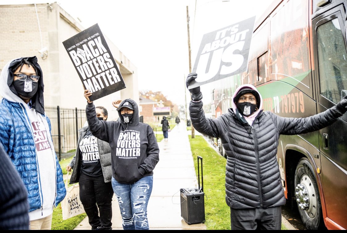 MsLaToshaBrown's tweet photo. Thanks everyone that supported @BlackVotersMtr! We worked in 12 states, funded &amp; coordinated 600+ Black groups (including Guam). Held 100’s of caravans, town halls, outreach events and voter mobilization drives. 10+ million contacts w/Black voters. 4 BIG buses and 35 baby buses. https://t.co/JRDAJ95tIm