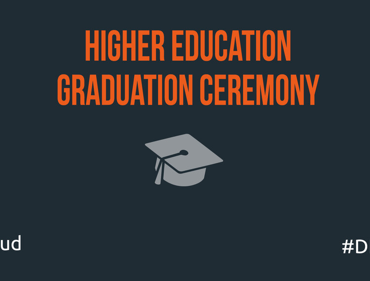 FENews's tweet photo. Exeter College celebrates graduates with unique #DIYGraduation event: @ExeterCollege has celebrated this year’s higher education graduates with a unique event that allowed them to celebrate at home, although it went above and beyond a simple live… https://t.co/FpME2K8h1l https://t.co/G84DtUClUf