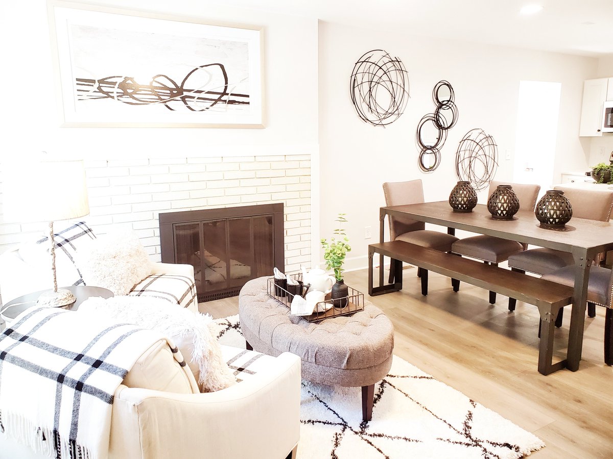 CLThomestager's tweet photo. Our objective was to show that the main living space could accommodate seating by the fireplace in addition to dining. Do you have a challenging floor plan that needs staging? Give us a call, 704-315-5802! #charlotterealtors #realtorsclt https://t.co/VECztE0olr