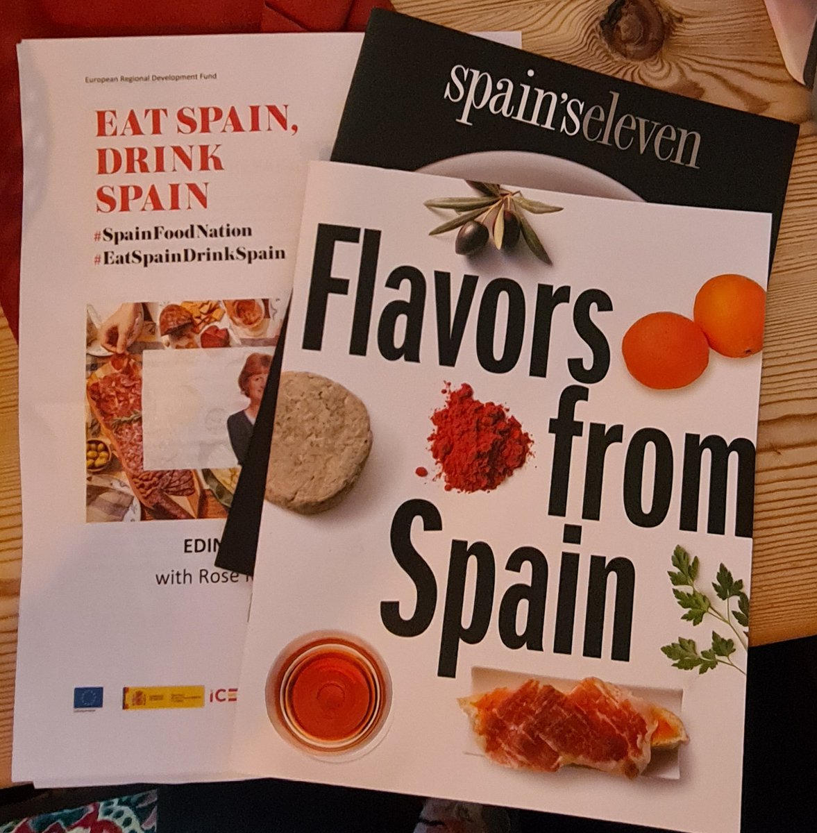 WhiteLionKent's tweet photo. Learning more about Spanish food and wine
#Lockdowntraining #eatspaindrinkspain #spainfoodnation #shepherdneame @rosemurraybrown https://t.co/EM7eKYiOgj