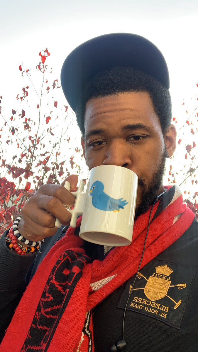blklkp's tweet photo. .#GoodMorningLarry #ComePlay #WillYouBeLarrysFriend #Legendary #Baltimore #Maryland #UpUpAndAway #NHB9 #MCM #Terps #ReleafShop https://t.co/BzkeVOrhUi