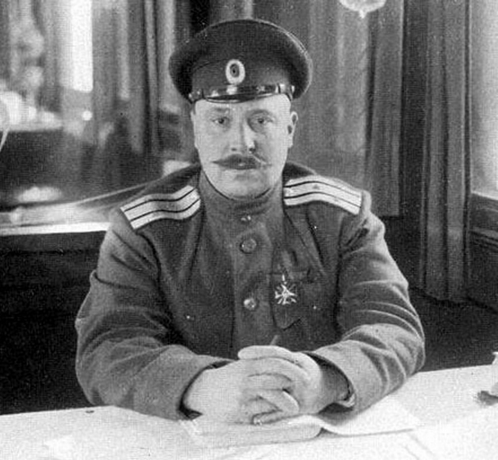 The meeting discussed the urgent need to reach an agreement for the signing of a military convention between our representatives and that of the "Government of the South of Russia." Gral. Makhrov, promised that <a href="/Wrangel1917/">Baron Pyotr Von Wrangel</a> will recognize our independence and government.#1920Live