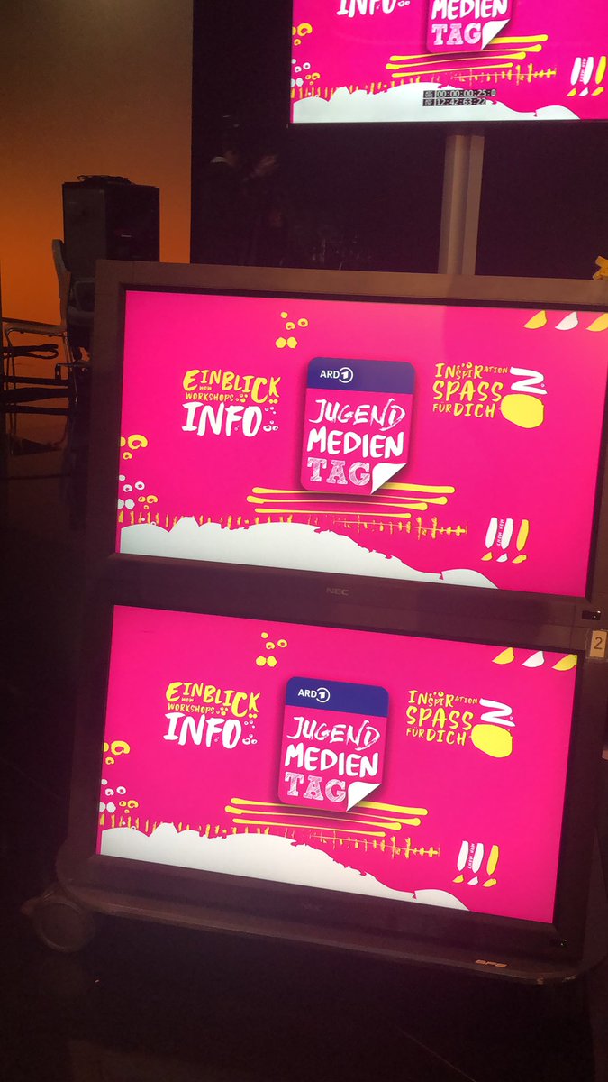 Der Countdown läuft. Morgen um 8.15 geht’s los. #ardjugendmedientag 2020 mit Webtalks u.a mit @twintvofficial <a href="/petterich/">Patrick Stegemann</a> aus dem Studio 1 des <a href="/hrPresse/">hrpresse</a> Mitmachen geht immer noch und Klassen können spontan morgen zuschalten. #twlz swr.de/unternehmen/me…