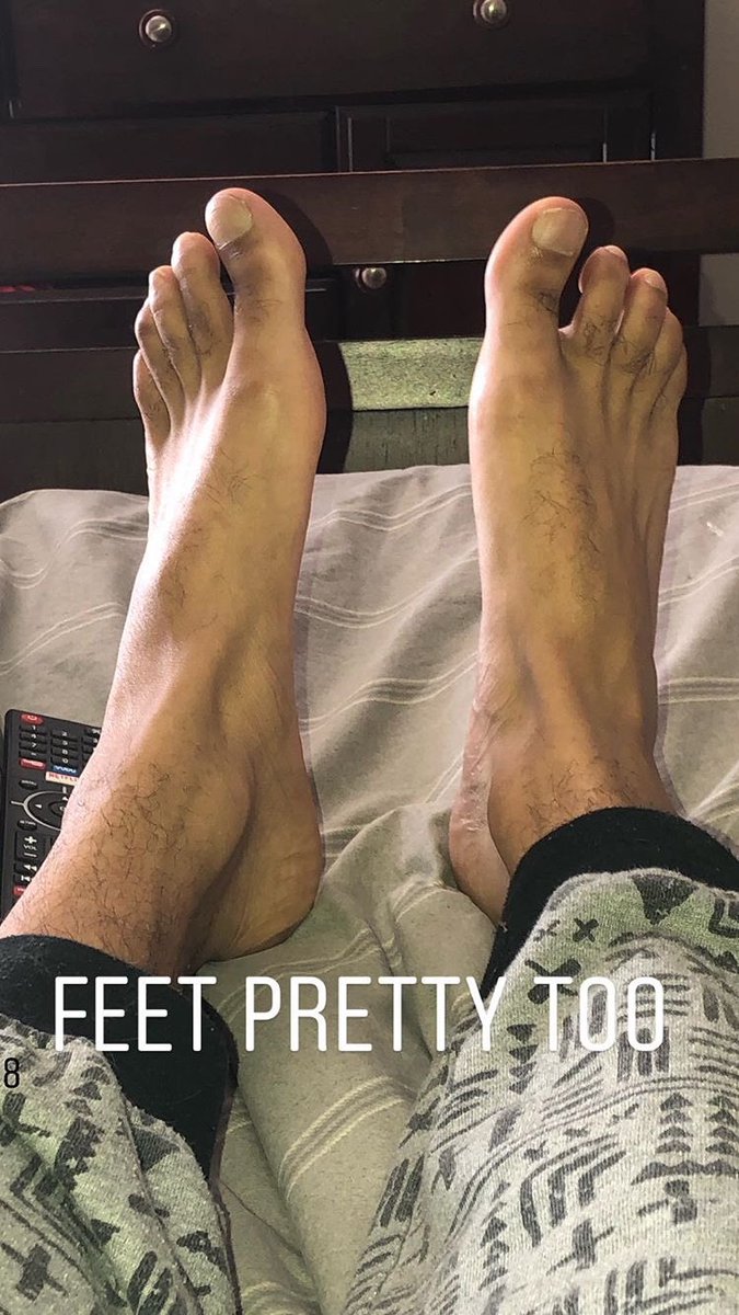 Uncle Will on X: Pretty feet. Suckable toes. t.coQLJoexyDya  X