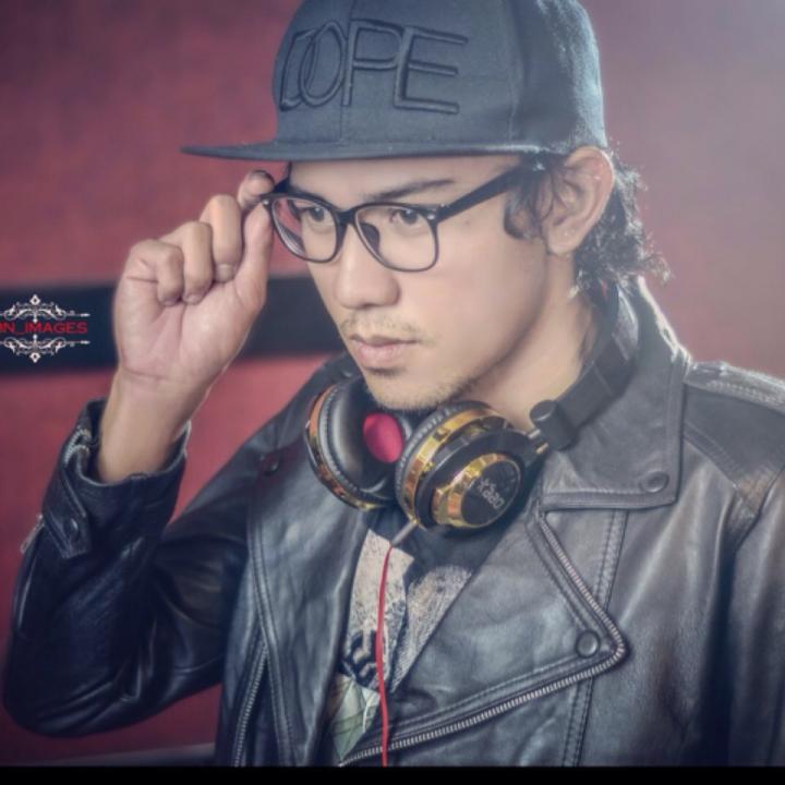 d3try_tweet's tweet photo. ayo pergi bersamaku on #BIGOLIVE https://t.co/jERs6tlfNC https://t.co/vEKKC1ZqKh