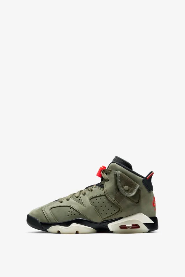 PhootLocka's tweet photo. If u no pimp ya feet wetin u gain ? Hit us up 0246735462 || 0554604331 
Loc : Asokwa Movie Hse Junc 

#footwear #sneakerplug #phootlockagang #phootlocka #pimpyafeet #asokwa #kumerica #KumericaInvasionProject https://t.co/fcN4SKKXdY
