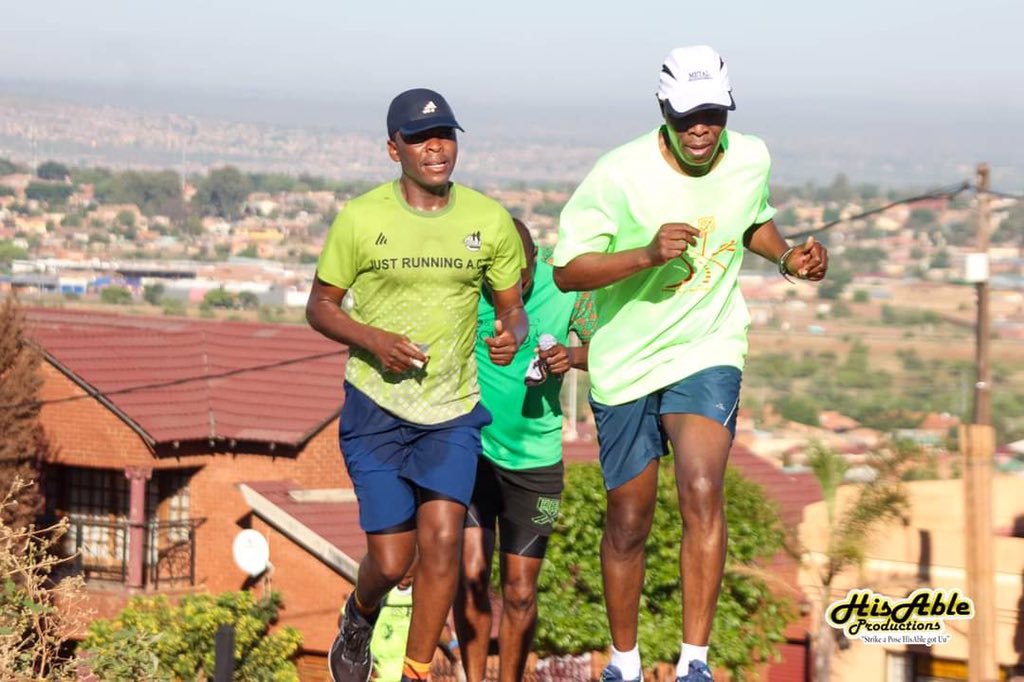 BlackDiamondsAC's tweet photo. #Zwakala , @justrunningac and #Slyza was also represented😅. Thank you BP makhi🙏🏽🙌🏽 https://t.co/koJqAJKePA