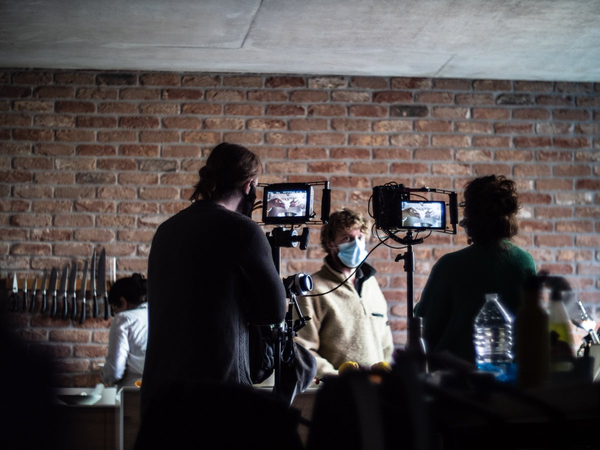 Aspect_FandV's tweet image. Coming soon…  

A video for lovers of all things pasta 🍝

#BehindTheScenes #BTS #EffectiveVideo #EffectiveStrategy #Cinegy #ProductionCompany #DigitalMarketing #BrandVideo #CorporateFilm #ThePowerOfFilm #InHouseProductionTeam #FilmCrew #FilmStudio #AspectFilmAndVideo
