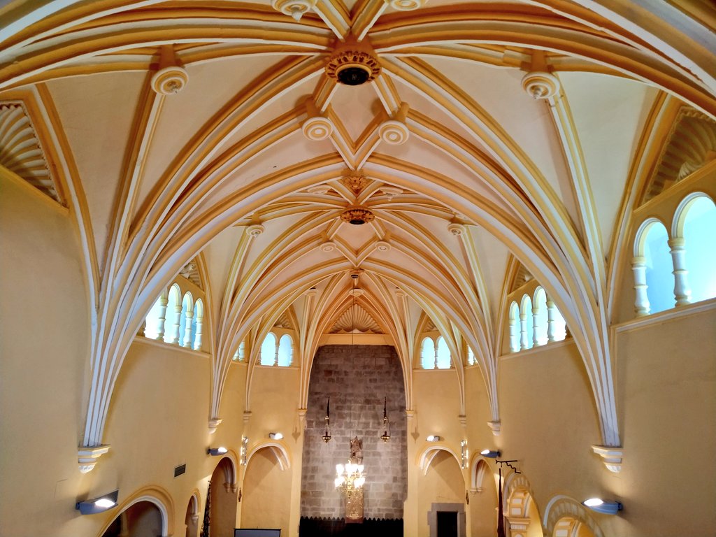 CSikarra's tweet photo. A un lateral de l'església de Sant Gil de @AjuntamentTora, trobareu la capella funerària dels senyors de Cardona, Ramon i Margarida. 
Però si en voleu veure el sepulcre, haureu d'anar a Baltimore i a Berlín.

#segarrejant https://t.co/8iyqqkwTsQ