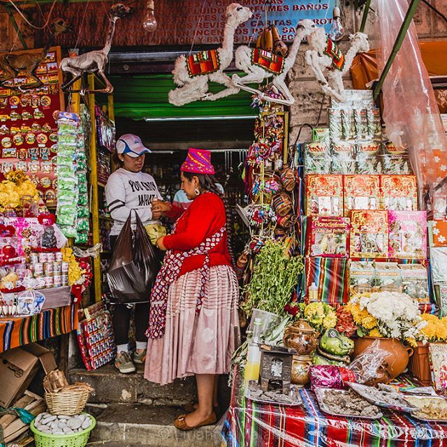 TamboTravel's tweet photo. 𝗪𝗶𝘁𝗰𝗵𝗲𝘀 𝗠𝗮𝗿𝗸𝗲𝘁 – 𝗟𝗮 𝗣𝗮𝘇 🇪🇹
This unusual market is located in the heart of the city La Paz, amongst lovely handcraft stores. Pic by @liriannis

#lapaz #bolivia #mercadodelasbrujas #witchesmarket #market #culture #tambotravel #localtravelagent #bespokeholidays https://t.co/92YABd7a3R